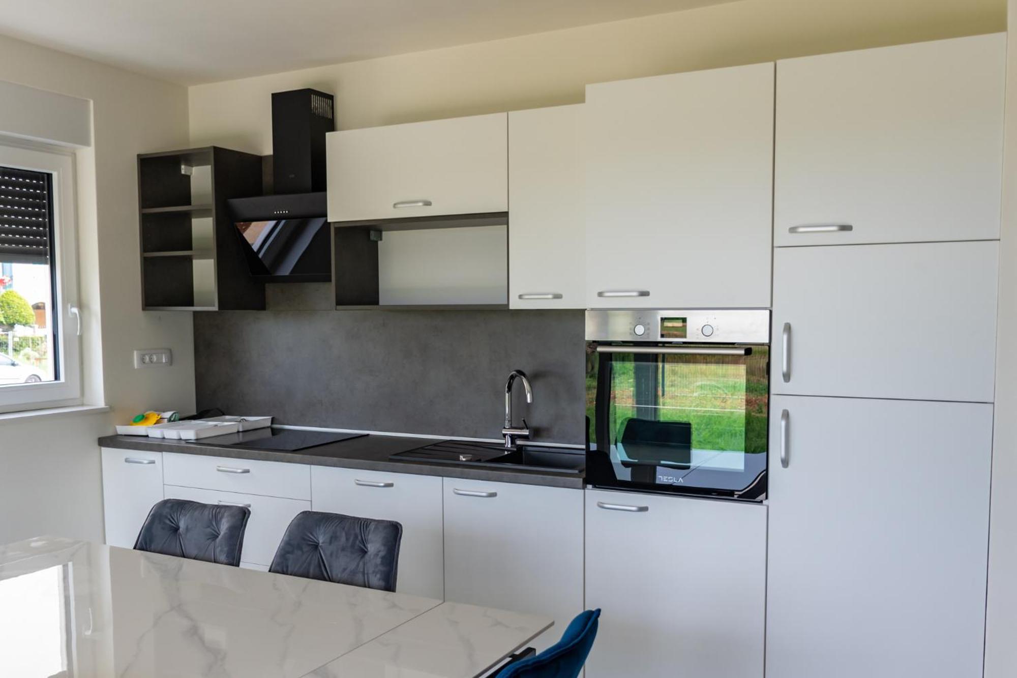 Baden Resort Basanija, Umag-With Sea View, Parking And 300M From The Beach Dış mekan fotoğraf