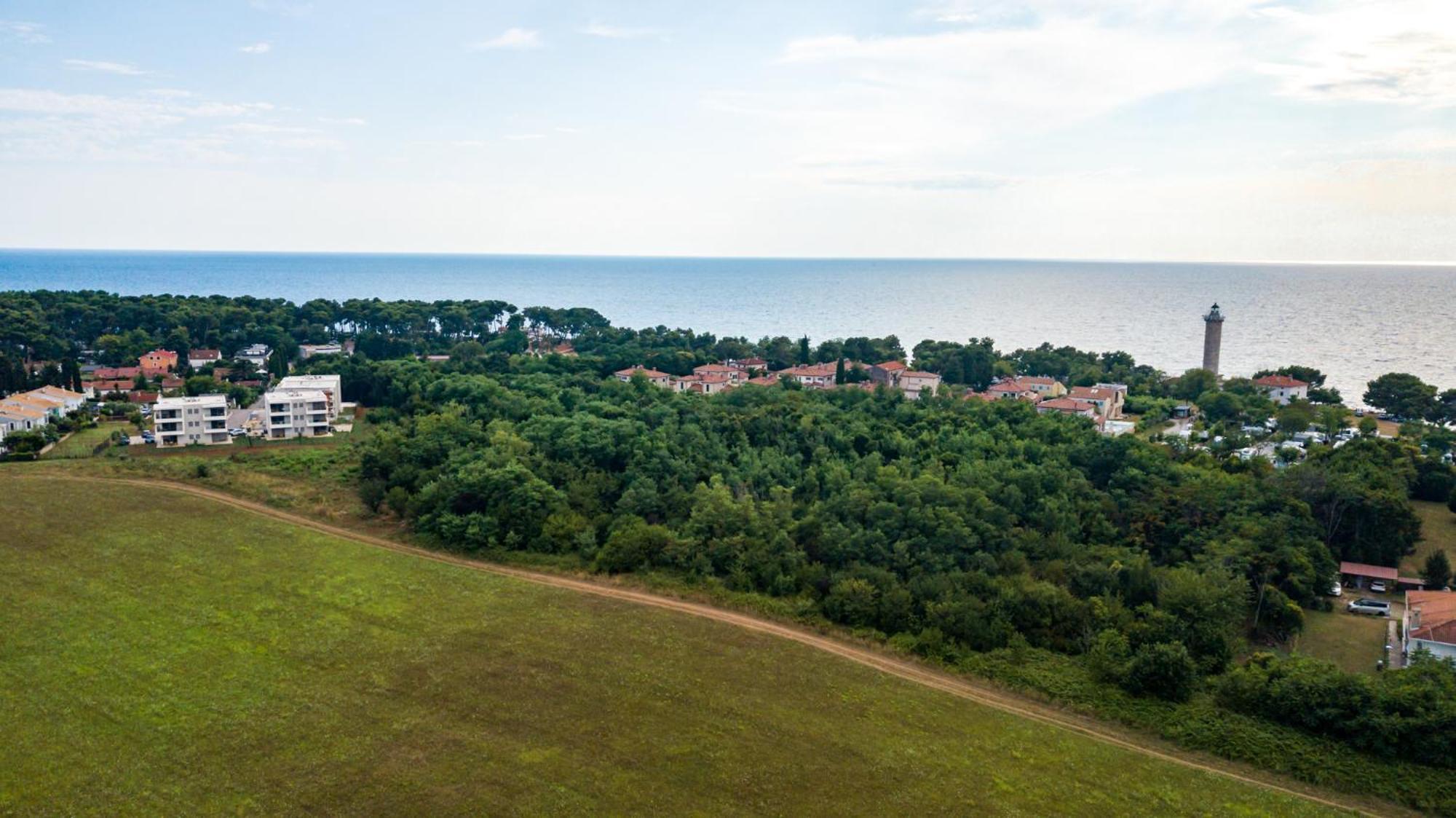Baden Resort Basanija, Umag-With Sea View, Parking And 300M From The Beach Dış mekan fotoğraf