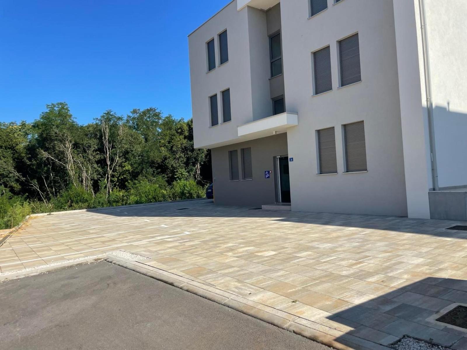 Baden Resort Basanija, Umag-With Sea View, Parking And 300M From The Beach Dış mekan fotoğraf