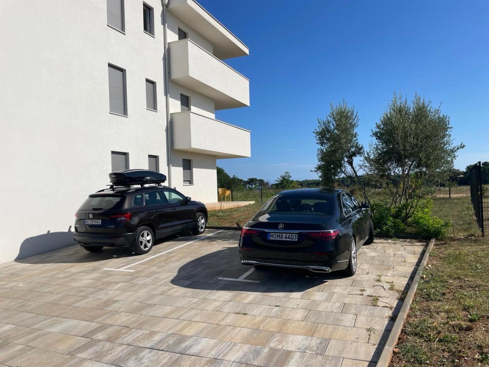 Baden Resort Basanija, Umag-With Sea View, Parking And 300M From The Beach Dış mekan fotoğraf