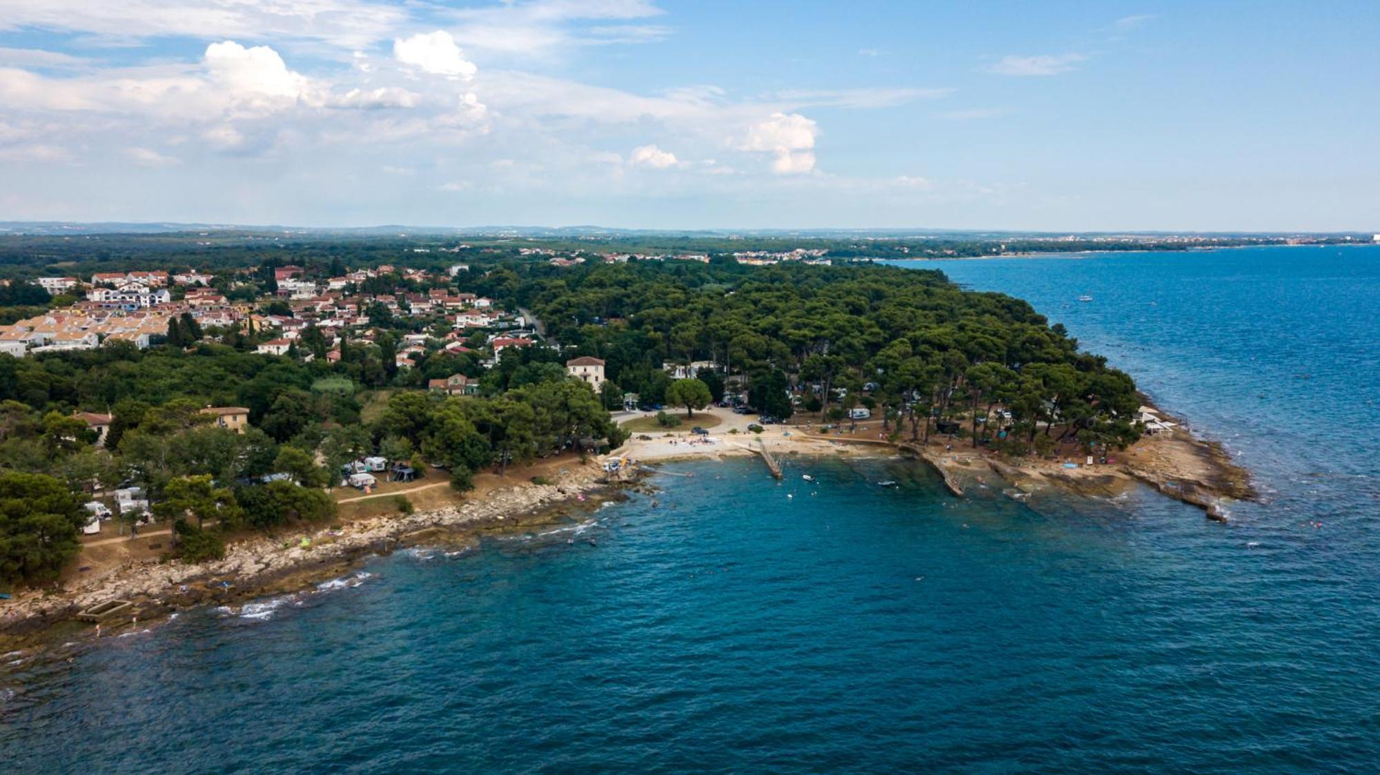 Baden Resort Basanija, Umag-With Sea View, Parking And 300M From The Beach Dış mekan fotoğraf